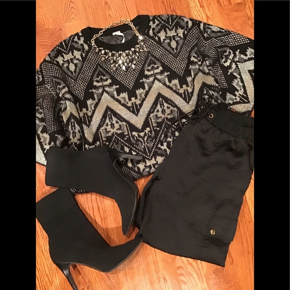 Free People Sweater XS - Picture 3 of 9